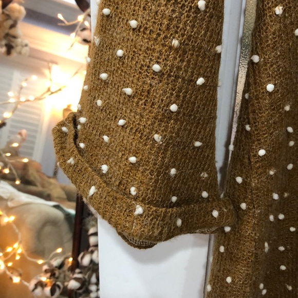 Brown polka dots sweater - Picture 3 of 3
